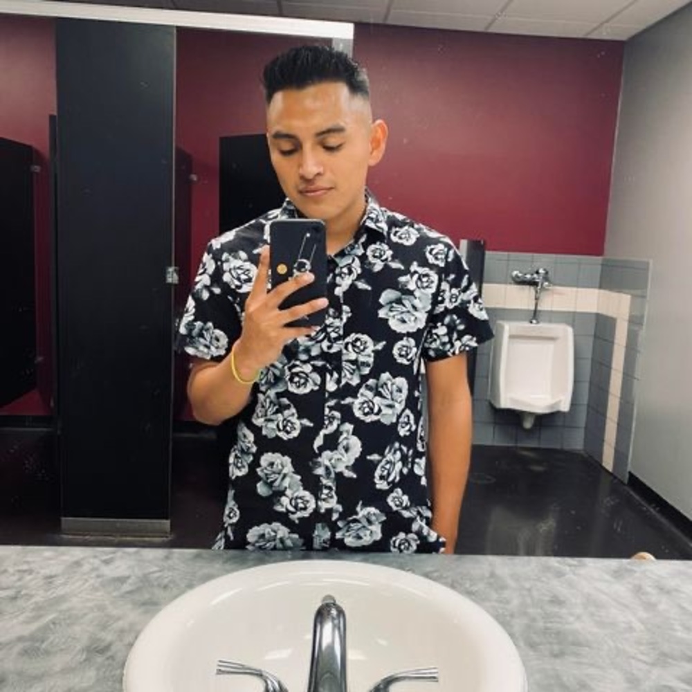Meet your Posher, Jhosep